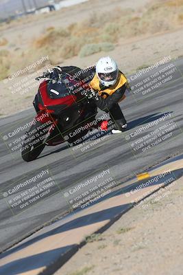 media/Sep-20-2025-Race Pace (Sat) [[d4e1b33f4d]]/Non Verified/Turn 4 Inside (8am)/